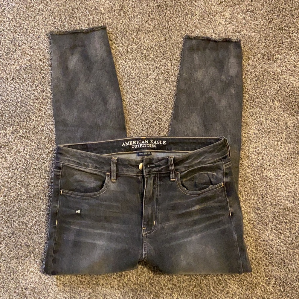 AE high rise denim crop Jegging.